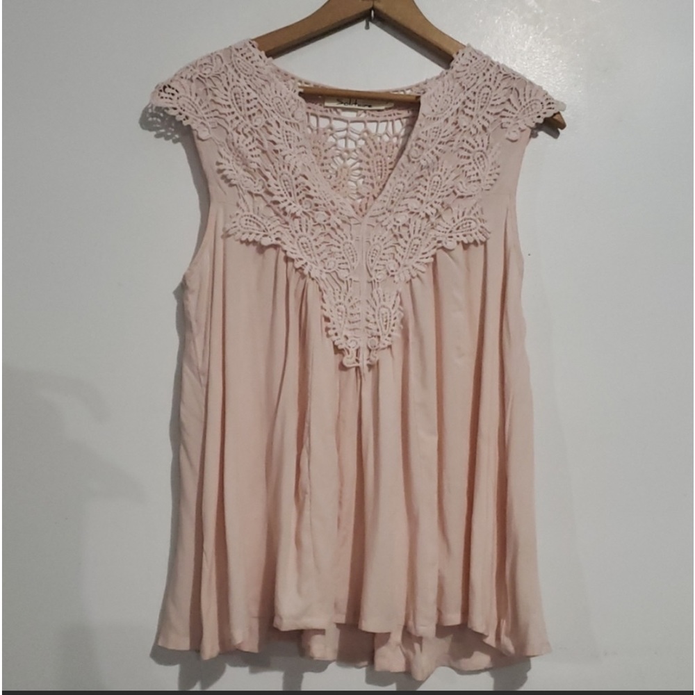 Solitaire Pink Lace Top Short Sleeve Blouse Size S